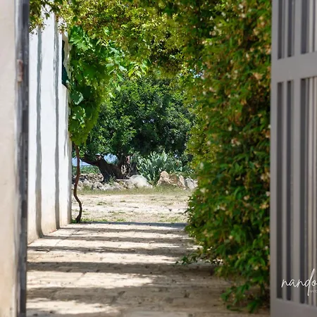 Masseria Giangrande - Rooms And Apartment Guest house 4*